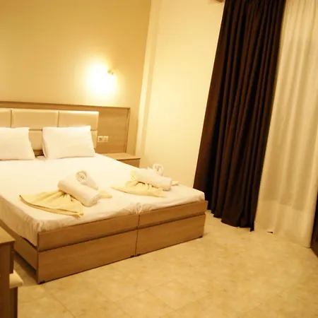 Apartmanhotel Elizabeth's House Polígirosz